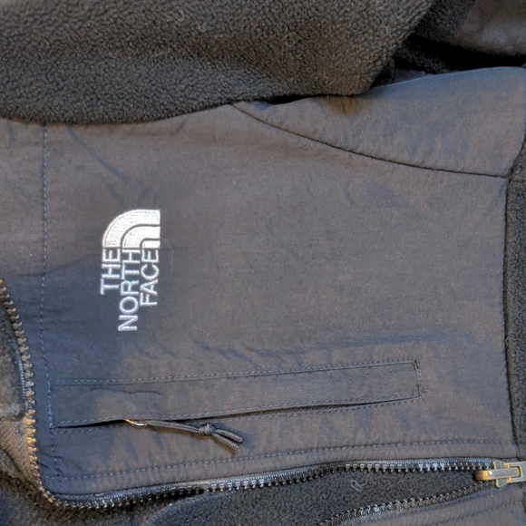 The North Face Women's Size S Plush Lightweight Zip Front Jacket - Picture 2 of 10